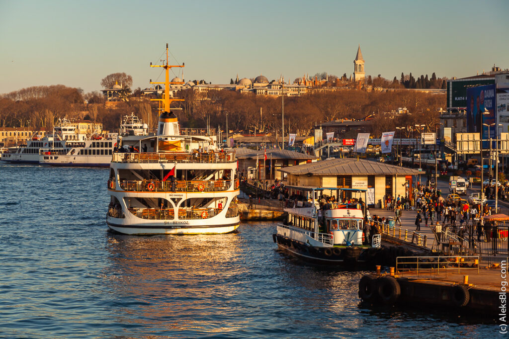How to Use Public Transportation in Istanbul