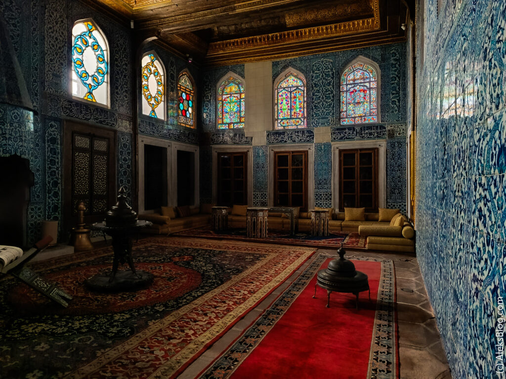 Unusual Places in Istanbul: A Sultan’s Secret Pavilion and a Free Museum